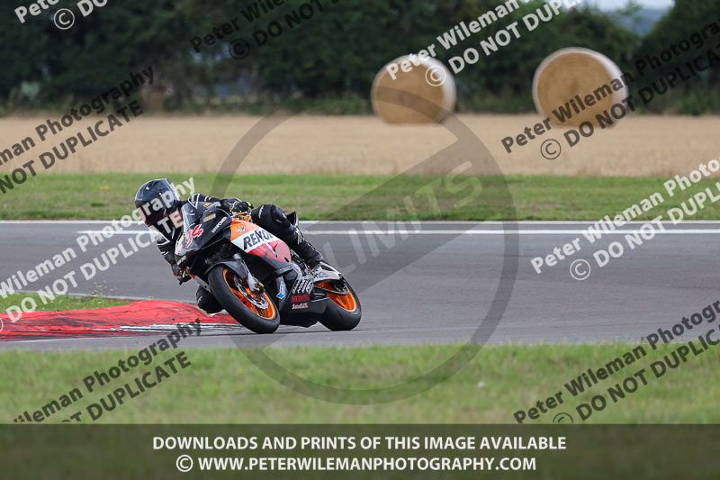 enduro digital images;event digital images;eventdigitalimages;no limits trackdays;peter wileman photography;racing digital images;snetterton;snetterton no limits trackday;snetterton photographs;snetterton trackday photographs;trackday digital images;trackday photos